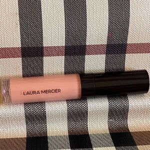Laura Mercier Shiny Lip Gloss in Rose Never Used Not Returnable